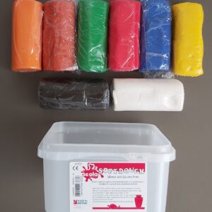 Soft Dough 2.4kg 8 assd colours 300g each